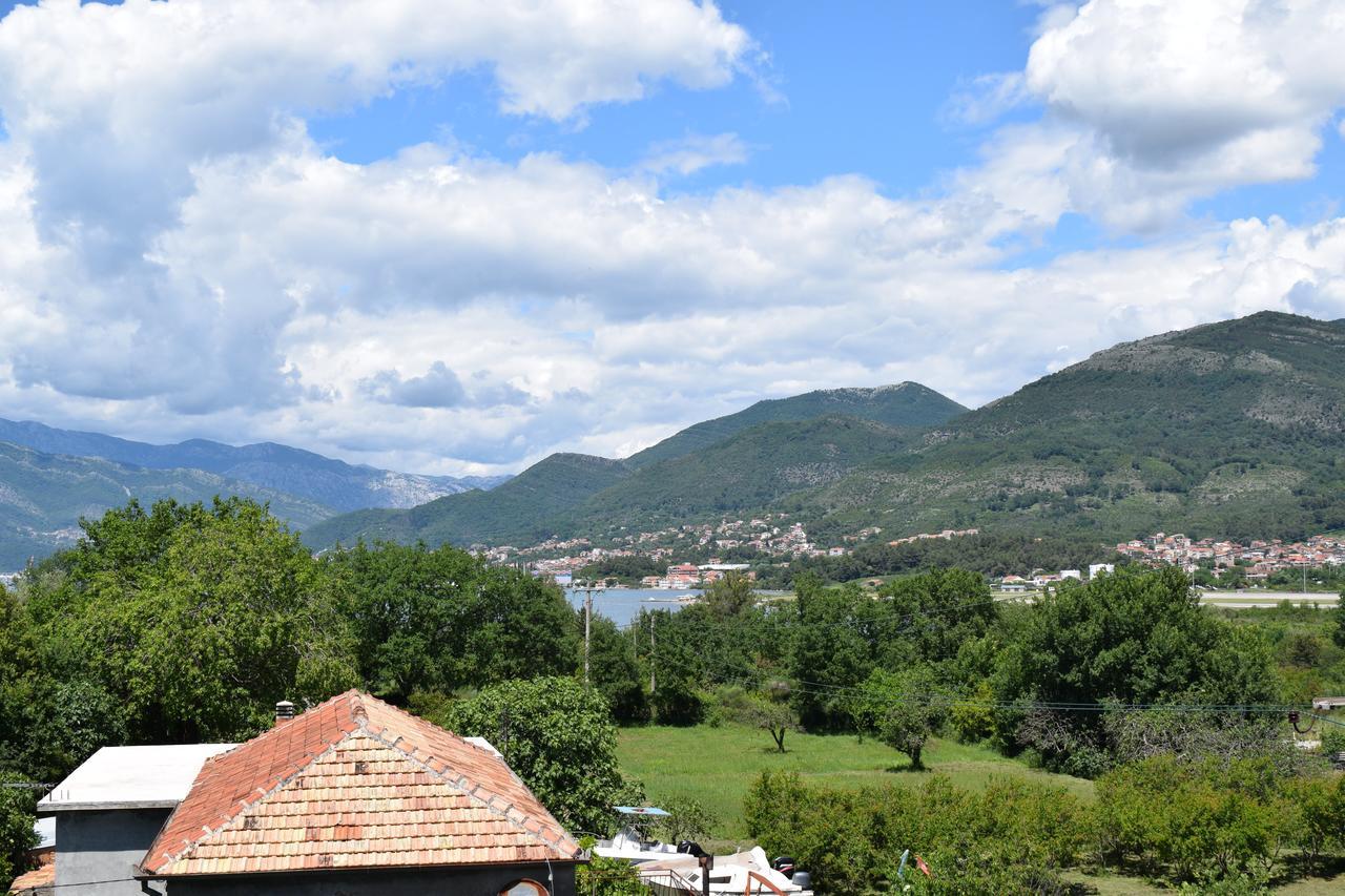 Kristina Apartments Tivat Exterior foto